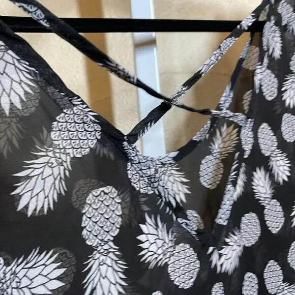 No Boundaries Pineapple Print Kaftan Shawl size XL Black & White semi sheer - Picture 8 of 10
